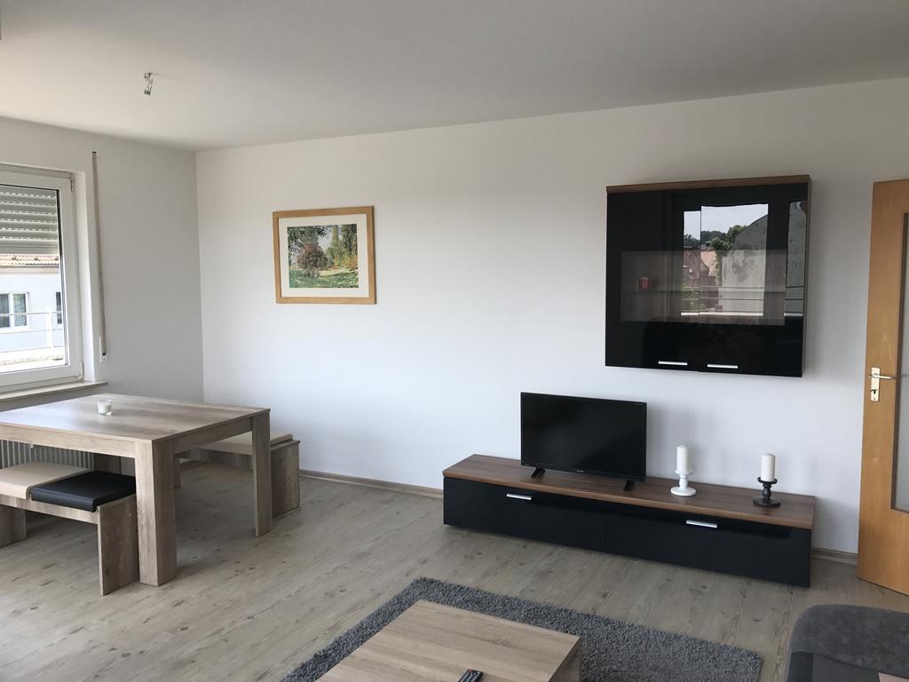 Exklusive Wohnung Mit Dachterrasse In Schleussig لبسيا المظهر الخارجي الصورة